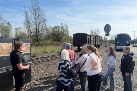 Auschwitz, Birkenau & Monowitz: Outdoor History Guided Tour