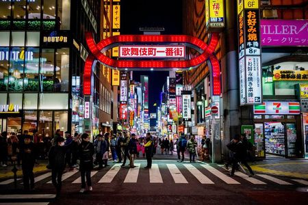 Tokyo: Nightclub, Rooftop, Music Bar, Golden Gai Crawl (3 Stops)