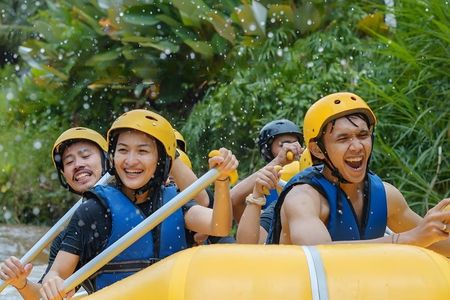 All-Inclusive Ubud Adventure: Rafting, Lunch & Transfers