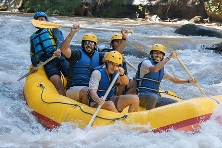 All-Inclusive Ubud Adventure: Rafting, Lunch & Transfers