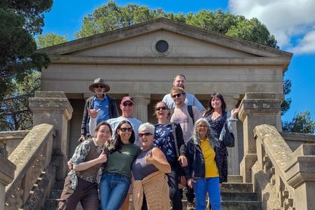 Adelaide Gems in a Day: Hahndorf, Glenelg Beach, City Tour 6.5hrs