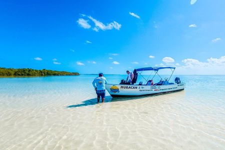 Tour Sian Kaan: From Tulum Boat Tour, Swim, Snorkel & Lunch