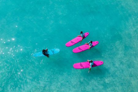 Semi Private Surf Lessons in Waikīkī with Jamie O'Brien