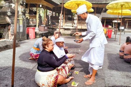 Benoa shore excursion : Holy Spring temple & Private Blessing