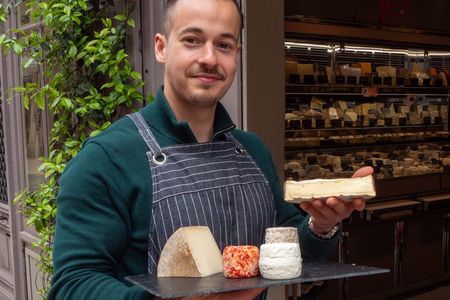 Bordeaux Wine Trails: Bordeaux Food Tour