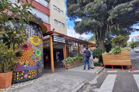 Between Murals & Flavors: Modern Quito Walking Tour
