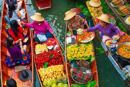 Bangkok: Floating and Train Market with Boat Trip