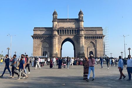 Explore Mumbai Landmarks