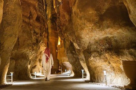 Al Ahsa is Calling Al Qarah Mountain Caves Tour