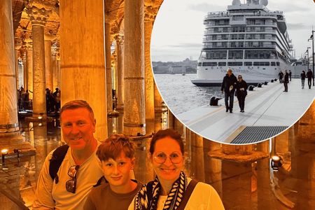 Private Post/Pre Cruise Istanbul: Van, Guide & Airport/ Port Drop