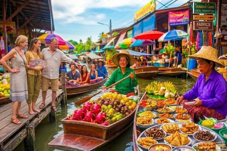 Bangkok: Floating and Train Market with Boat Trip