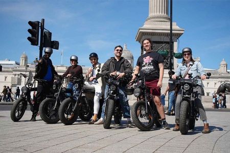 London eBike Tour with Real Artefacts - Small Group Experience