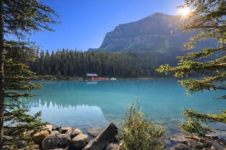 Lake Louise Moraine Lake and Castle Morning Tour