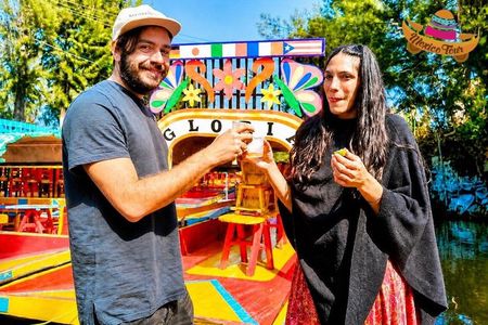 PRIVATE TOUR Historic Center, Xochimilco, Coyoacan and San Angel.