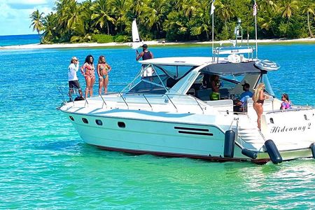 Punta Cana,Private Yacht Experience-Open Bar,Snorkeling,Natural P