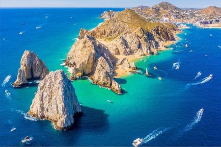 Cabo San Lucas Arch Tour and we go down to Playa del Amor