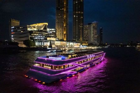 Bangkok Dinner Cruise with Landmark Views by Opulence