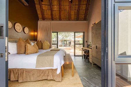 2 Days Luxury Ivory Moon Kruger Safari