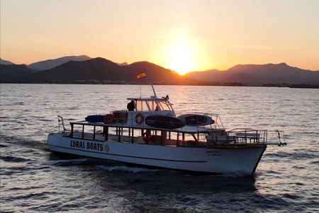 Sunset Cruise in Alcudia with Tapas & Swimming