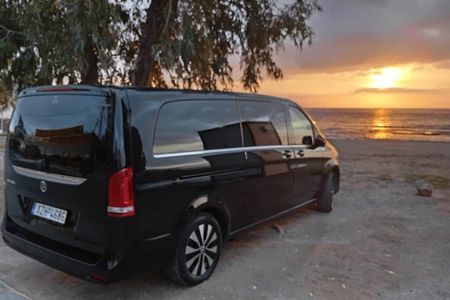 Explore Greece: Private Tours & Transfers with Local Drivers