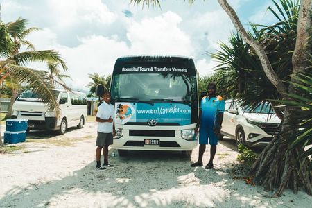 Explore Discover and Indulge Efate Tour