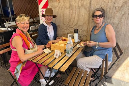 Guided visit to the Ortigia Point of Sale and cooking class.