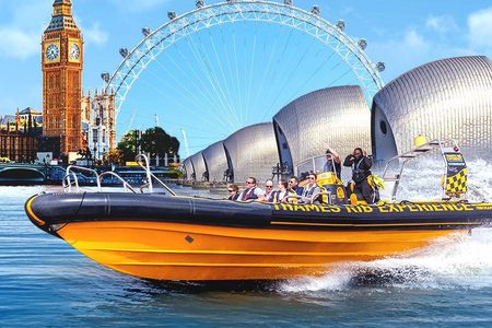 Speedboat Cruise Tour: Embankment OR Westminster Pier -70 minutes
