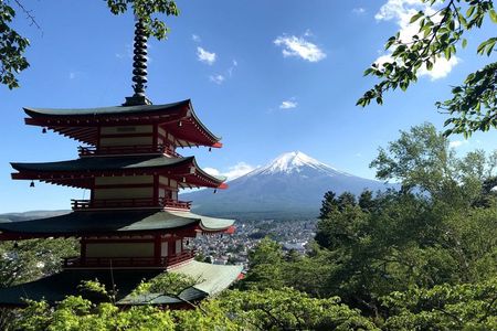 Tokyo: Mt.Fuji & Lake Kawaguchiko 1-Day Bus Tour w/Optional Lunch