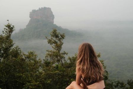 Sigiriya 2Day 1Night Tour with Hotel and Entrance Fees