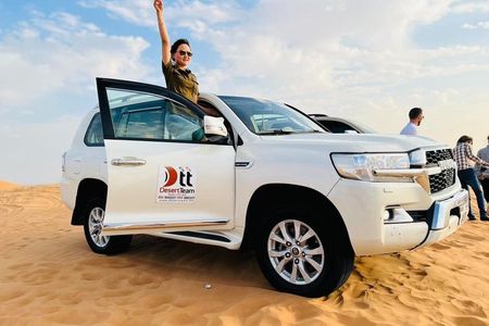 Desert Safari Abu Dhabi with Dune Bashing, BBQ Dinner & Live Show