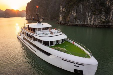 Hera Luxury Day Cruise to Halong Bay by Expressway from Hanoi