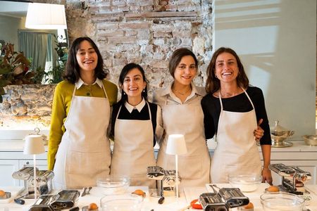 Napoli Award Winning Chef Pasta and Iconic Dessert Class