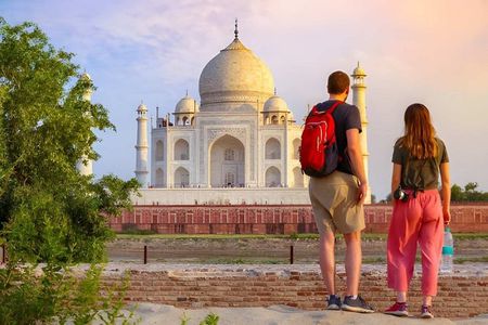 Skip The Line Taj Mahal, Agra Fort & Mehtab Garden Tour