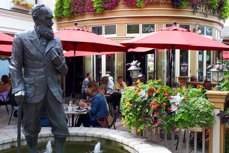 Niagara-on-the-Lake Walking Food, Wine or Beer Tasting Tour