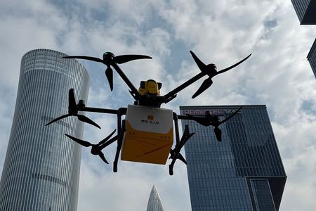 Private day tour from HK to Shenzhen - the capital of innovation