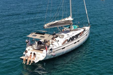 Daily Sailing Trip Around Elba Island