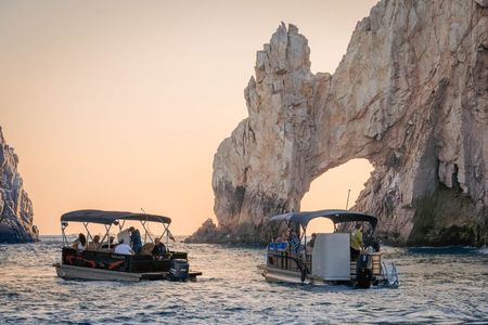 Cabo San Lucas Sunset Cruise to the Arch with Drinks
