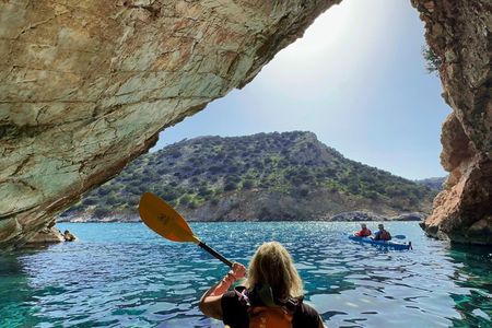 Naxos Kayak Tour to Rina Cave with Snorkeling and Homemade lunch