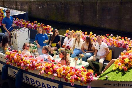 Amsterdam: City Highlights Cruise on a Luxury Flower Boat