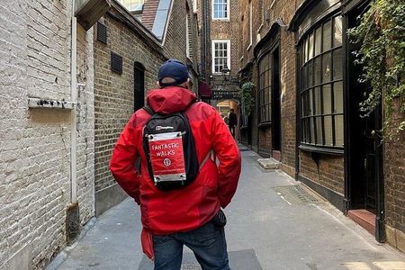 London Pub Tour with a Funny History Nerd