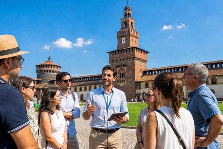 Milan: Highlights and Secret Treasures walking tour