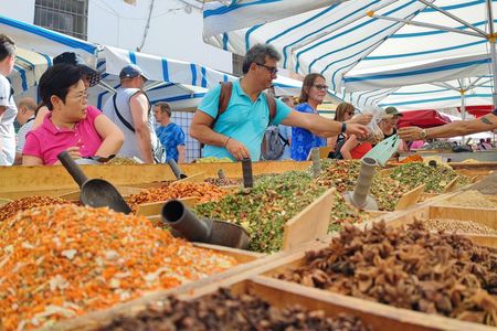 Visit of the Ortigia market and cooking class of typical dishes