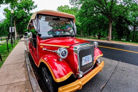 Washington DC Monuments & US History Guided Vintage Cart Tour
