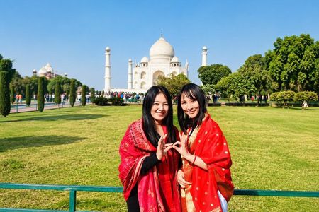 Private Taj Mahal Sunrise, Agra Fort & Baby Taj Tour from Delhi