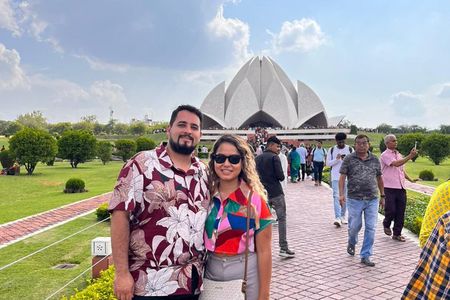 Private Old and New Delhi City Tour by Car with Multiple Options