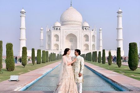 Taj Mahal Day Private Tour by Train from Delhi