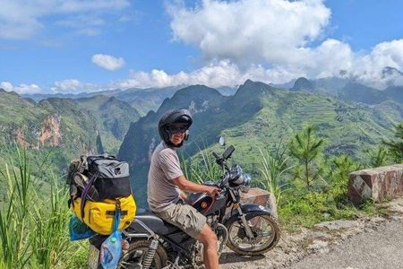 Colombo to Kandy Bike Tour with Scenic Hill Country Experience