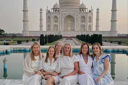 Taj Mahal Sunrise Tour from Delhi