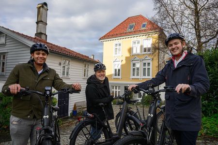 Bergen E Bike Tour Explore Cobblestone Streets and Local Culture
