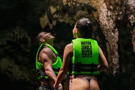 Cenote Cancun Tour with Lunch and Roundtrip Transportation